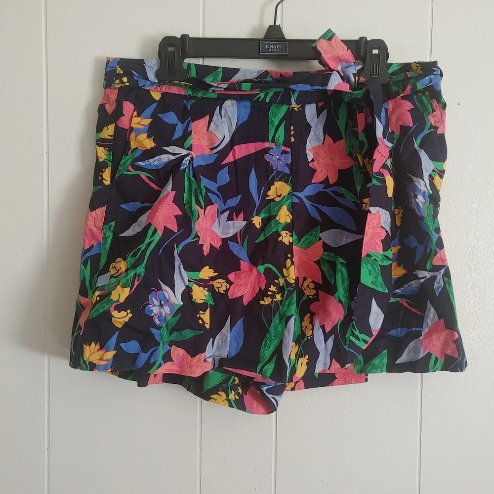 J.Crew Navy Blue Floral Print Tie Waist Shorts Sz 14 Cotton Pockets Style AL595